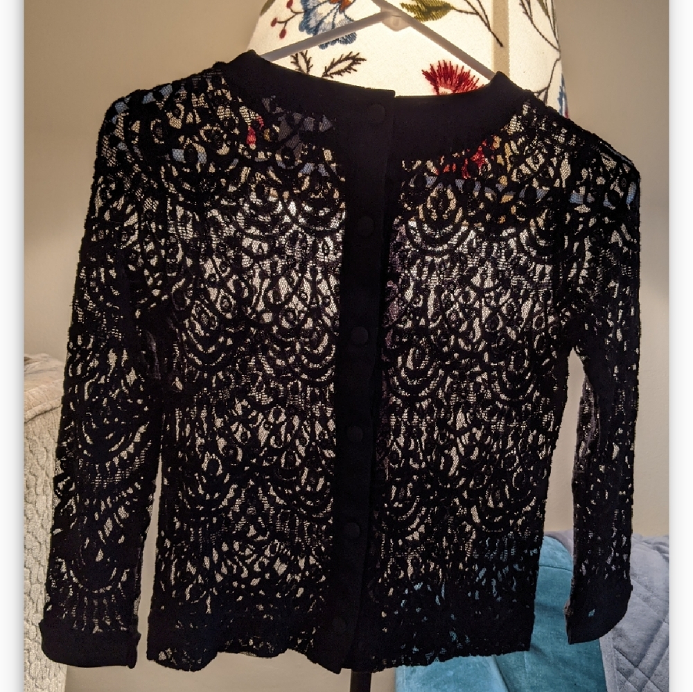 Banana Republic black lace top buttons down back